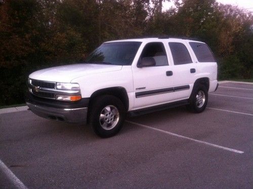 2001 chevrolet tahoe ls 4x4, fully loaded, original owner, low miles, no reserve