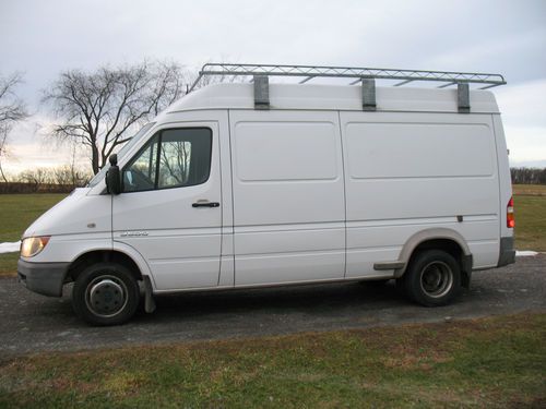 2004 dodge sprinter 3500 high top van 139" wheel base