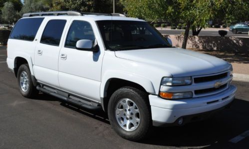 Z71 suburban 4x4 - nice!