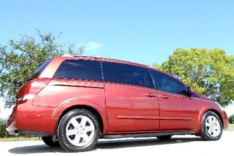 Leather~sunroof~dvd rear entertainment~cd~3rd row~new tires~power doors &amp; gate~