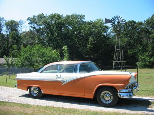 1956 ford fairlane victoria*2-dr hardtop*runs excellent* original*western car*