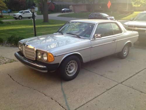 Mercedes benz 300cd 1979 coupe