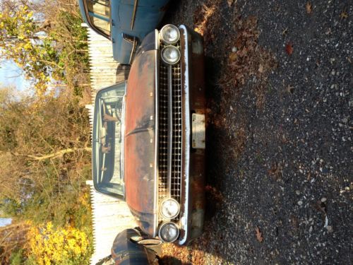 BARN FIND 2DR HARDTOP GALAXIE FAIRLANE 500 COUPE V-8 AUTO RESTORATION PROJECT, image 2