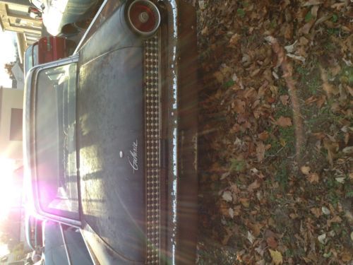 BARN FIND 2DR HARDTOP GALAXIE FAIRLANE 500 COUPE V-8 AUTO RESTORATION PROJECT, image 10