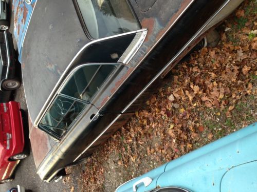 BARN FIND 2DR HARDTOP GALAXIE FAIRLANE 500 COUPE V-8 AUTO RESTORATION PROJECT, image 25