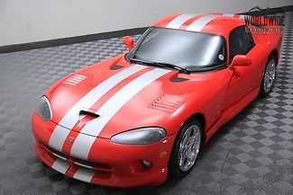 2002 dodge viper gts. extremely rare color combo! must see to appreciate!