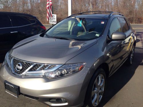 Platium edition leather navigation sunroof