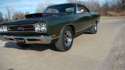 1969 plymouth hemi gtx 4 speed