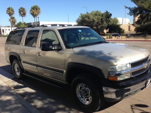 2005 chevrolet suburban 2500 lt sport utility 4-door 8.1l