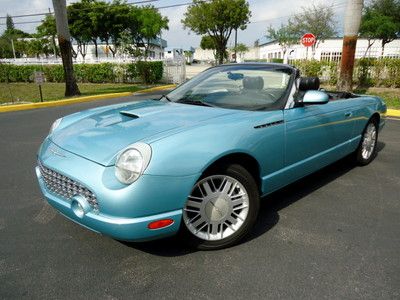 Florida 02 t-bird "premium" both hard and soft tops 3.9l v8 autom low reserve !!