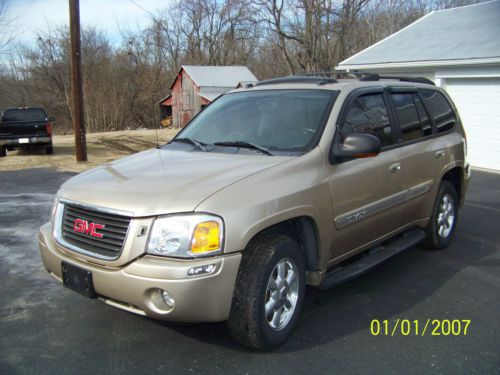 2005 gmc envoy sle power sun roof leather ,loaded, 110.000 miles