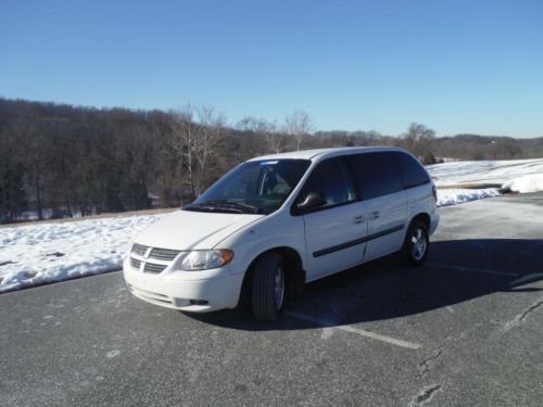 2007 dodge caravan sxt mini converted cargo van one owner well maintained no res