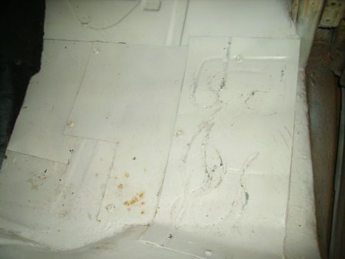 1972 VW Bay Window Bus With Sleeper Sofa 1600CC Engine New Tires  NO RESERVE WOW, image 15