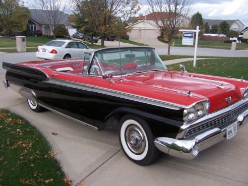 1959 ford fairlane 500 retractable hardtop 2 dr