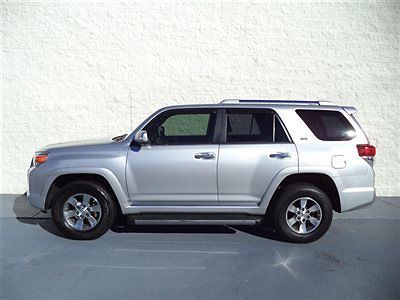 Toyota 4runner sr5 4x4 low miles 4 dr suv automatic gasoline 4.0l v6