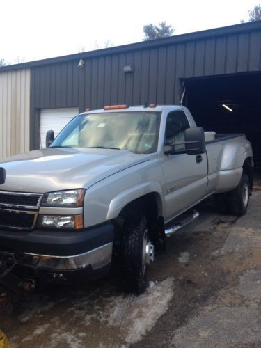 2006 chevrolet silverado 3500lt 4x4 1 ton dually with only 26k miles!!