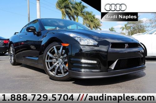 13 gt-r premium, low miles, 20 wheels, free shipping! we finance! mint!