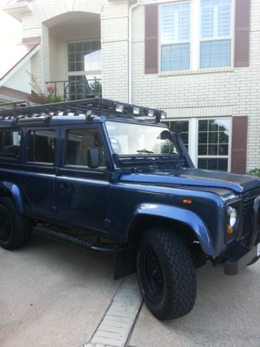 Land Rover Defender 110, image 2