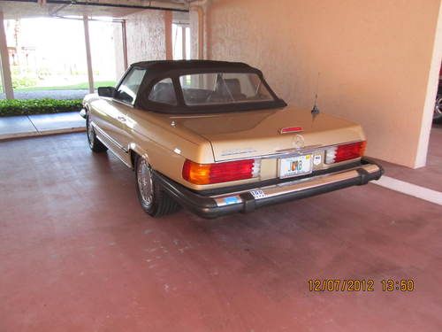 1982 mercedes-benz 380sl base convertible 2-door 3.8l