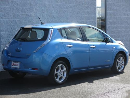 4dr HB SL Electric Certified CD Certified Vehicle Power Windows Power Door Locks, image 2