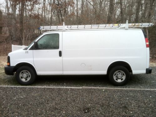 Chevy express 2500 cargo van