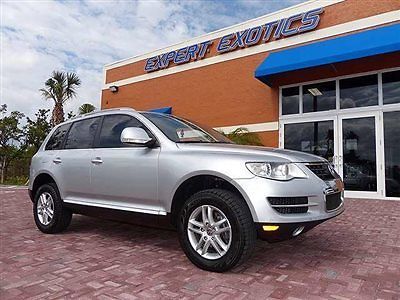 Extra nice 2008 touareg 2 v6 awd with moonroof, heated seats, power liftgate +++