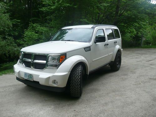 2010 dodge nitro se sport utility 4-door 3.7l