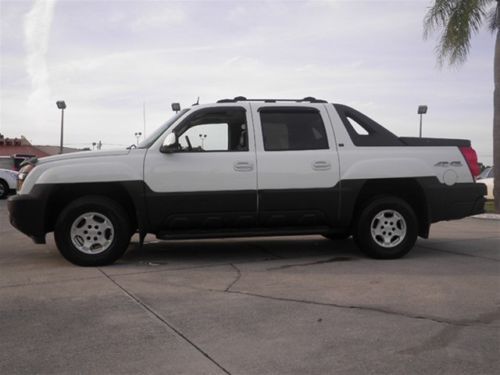 White with grey leather, lt 5.3l, 4x4, abs brakes, excellent condition