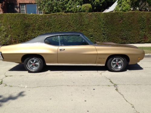 1970 pontiac gto granada gold excellent condition! low milage!!! 2nd owner!