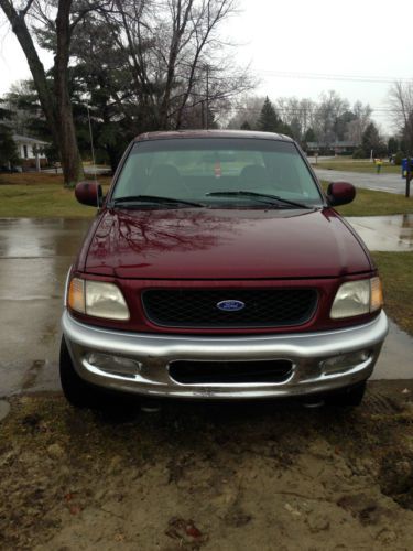 1997 F150 Lariat Edition 4x4 Newer Tires, image 3