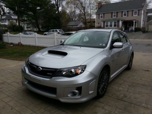 2011 subaru impreza wrx limited wagon 4-door 2.5l