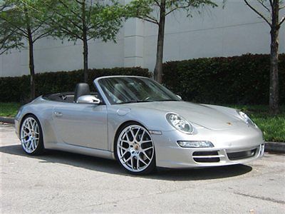 2006 porsche 911 cab, 6 spd manual.