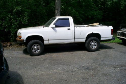 1996 dodge dakota sport standard cab pickup 2-door 3.9l