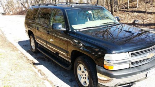 2004 chevrolet suburban 1500 lt sport utility 4-door 5.3l 4x4 yukon xl