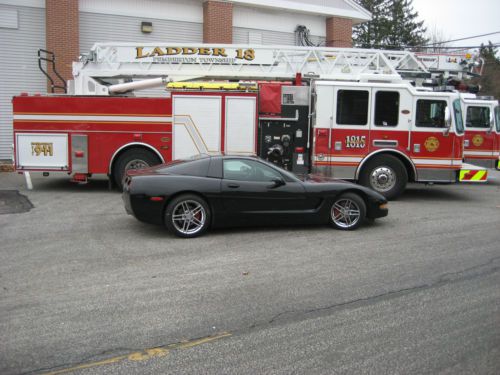 2000 chevrolet corvette black on black