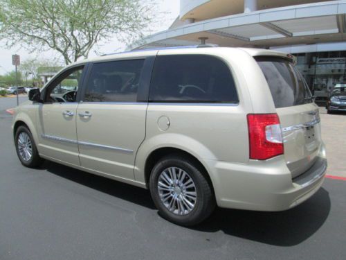 11 GOLD 3.6L V6 LEATHER NAVIGATION DVD MILES:27K SUNROOF 3RD ROW MINIVAN, image 3