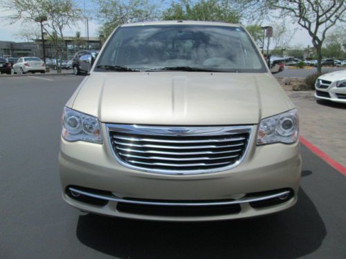 11 GOLD 3.6L V6 LEATHER NAVIGATION DVD MILES:27K SUNROOF 3RD ROW MINIVAN, image 8