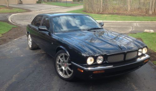 2002 jaguar xjr 100  collectors edition