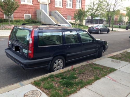 2001 volvo v70 x/c wagon 4-door 2.4l