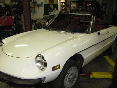 Alfa  romeo 1978 spider  original metal  body