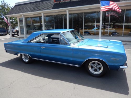 1967 plymouth gtx bright blue metallic 440 ci/375 hp disc brakes torque thrust