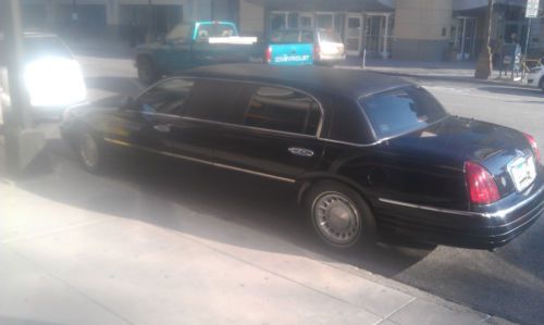 2000 Lincoln Towncar  Custom Limo By LCW, image 4