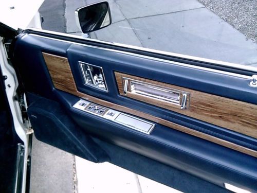 1985 Eldorado BIARRITZ - Cotillion White - Dark Blue Leather, US $7,995.00, image 8