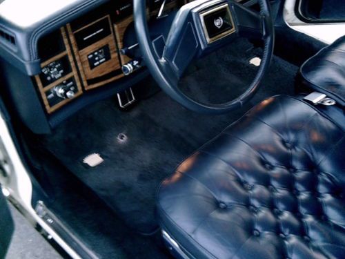 1985 Eldorado BIARRITZ - Cotillion White - Dark Blue Leather, US $7,995.00, image 10