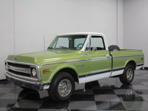 Very clean 1970 c-10, #&#039;s matching 350ci motor, nice green on green color combo