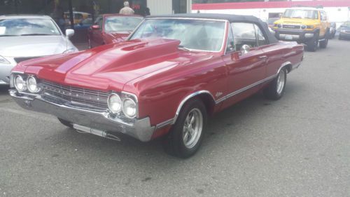 1965 oldsmobile cutlass convertable