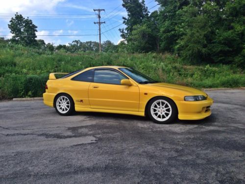 2001 acura integra type r hatchback 3-door 1.8l