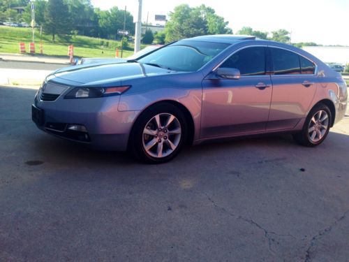 2012 acura tl w/ tech pkg! navigation! dvd! back-up camera! only 27k miles!