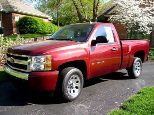 2009 chevrolet silverado 1500 wt standard cab pickup 2-door 4.3l