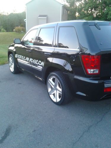 2006 jeep grand cherokee srt8 sport utility 4-door 6.1l